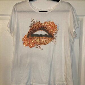 Guess Women's White Cheetah Floral Lips Graphic Tee Shirt - Size L